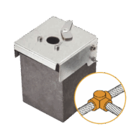 Molde de grafito horizontal uni?n en T horizontal de cable 2/0 AWG (pasante) con cable 2/0 AWG (terminal).
