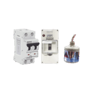 Kit de Centro de Carga Para Corriente Directa, Breaker de hasta  800 Vcc de 32 A con Supresor de Descargas Atmosf?ricas.