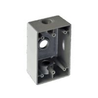 Caja Condulet FS de 1/2" (12.7 mm) con tres bocas a prueba de intemperie.