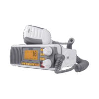 Radio M?vil Marino VHF, color blanco, Tx: 156.025 - 157.425 MHz, Rx: 156.050 - 163.275 MHz, 25W de potencia, sumergible IPX4 incluye micr?fono y cable de alimentación