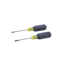 Juego de 8 Desarmadores con Mango Cushion-Grip™: 2 de punta Plana de 1/4'' (6.4 mm) y 5/16'' (7.9 mm); 2 de punta Cabinet de 5/16'' (7.9 mm) y 3/16'' (4.8 mm); tres de punta Phillips n.º 1, n.º 2 y n