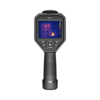 M31 - Cámara Termográfica Portátil Dual / Lente Térmico 9.7 mm (384 x 288) / Lente Óptico (8 Megapixel) / WiFi / IP54 / Ranura MicroSD hasta 64 Gb / Hasta 5 Horas de Funcionamiento Continuo