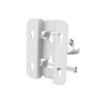 Montaje ePMP 3000 para poste o pared, incluye 4 tornillos y 2 abrazaderas metalicas
