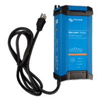 Blue Smart IP22 24/16(1) / Cargador de Baterías 24V, 16A / Para Ambientes Marinos y Terrestres. / Bancos de 110 a 210 Ah